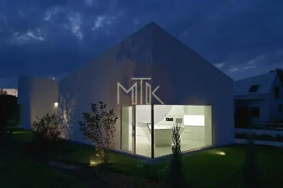 Vila cu design MINIMALIST | Premiata 2020 | Gated Community | COMISION 0% - foto 11
