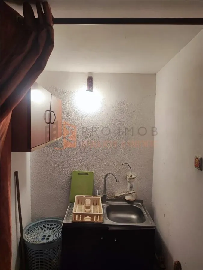 Casa tip parter + mansarda in zona Centru - foto 12