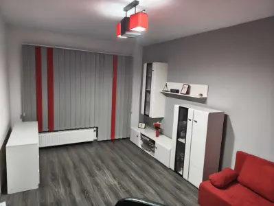 Apartament 2 camere decomandat Tractorul - Brasov