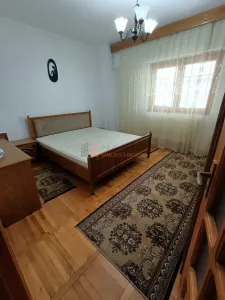 Apartament 3 camere decomandat zona Crang - foto 3
