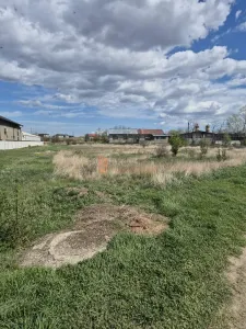 Terenuri alipite intravilane zona Brosteni ,Tarlaua 33 - foto 4