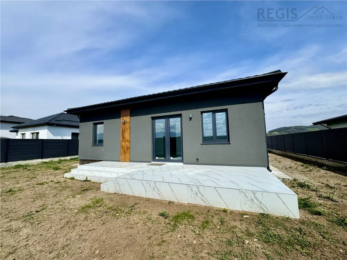 Casa noua de vanzare | 3 dormitoare | curte | parter - foto 18