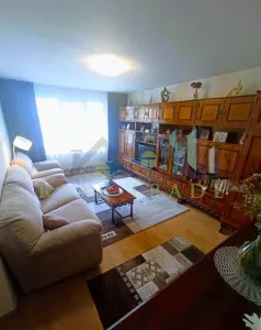Apartament 3 camere decomandat Tractorul - Brasov