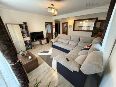 Vila tip Duplex, Curte proprie, Sanpetru Brasov - foto 5