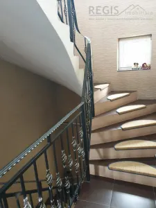 Vila cu 8 Camere in zona centrala Scriitorilor - Zizin - foto 8