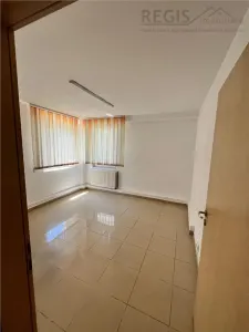 SPATIU BIROURI, ZONA ONIX BRASOV - foto 4