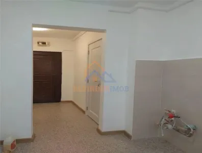 Apartament de vanzare cu 2 camere, Metrou Dristor - foto 5