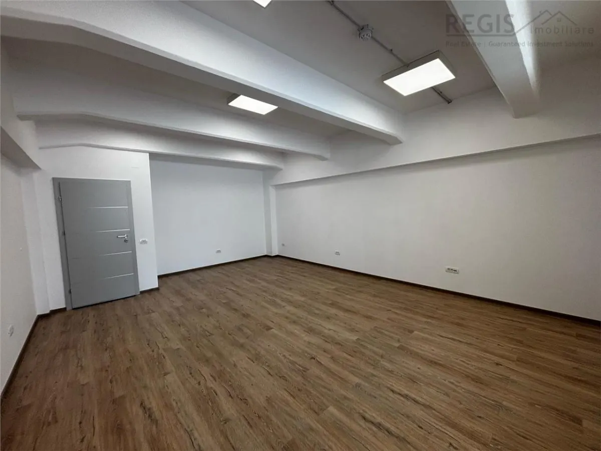 Spatiu Pentru Birou, Centru Civic - foto 1
