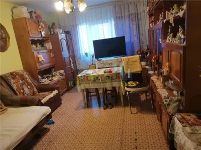 Apartament 2 camere decomandat Tractorul - Brasov