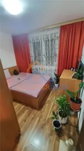 Apartament de vanzare cu 2 camere, zona Titan - Bulevardul 1 Decembrie 1918 - Bucuresti