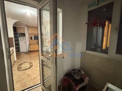 Apartament de vanzare cu 3 camere, 2 grupuri sanitare, zona Iancului - foto 8