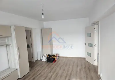 Vanzare apartament 3 camere zona Drumul Taberei, bloc 1980, 76 mp - Bucuresti