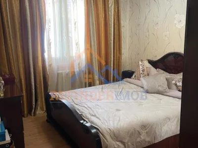 Apartament 3 camere de vanzare zona Margeanului - Bucuresti