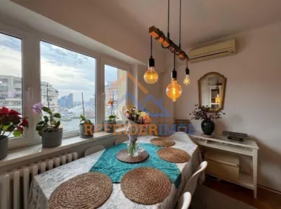 Vanzare Penthouse cu 5 camere, zona centrala - foto 5