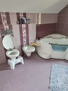 CASA CU ETAJ - BUCOVINA - foto 19