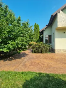 CASA CU ETAJ - BUCOVINA - foto 5