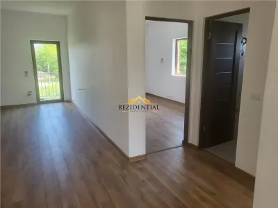 CASA SUPERBA - CERVICESTI (la doar 6 km de Botosani) - foto 6