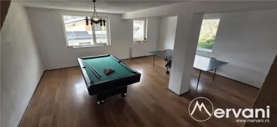 Vila de vânzare cu 8 camere și garaj in Busteni - foto 11