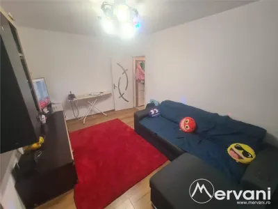Apartament cu 3 camere de vanzare in Campina - Zona Cuza - Campina