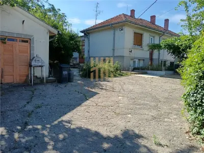 DE VANZARE VILA, CENTRAL, BRLAD - Barlad
