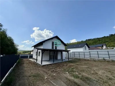 Casa noua cu 5 camere de vanzare semifinisata, teren 500 mp in Corunca - foto 12