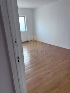 DE VANZARE APARTAMENT 3 CAMERE BARLAD - foto 5