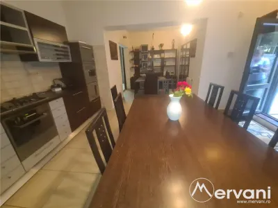 Vila de vanzare in Campina - Zona Lunca Mare - foto 10