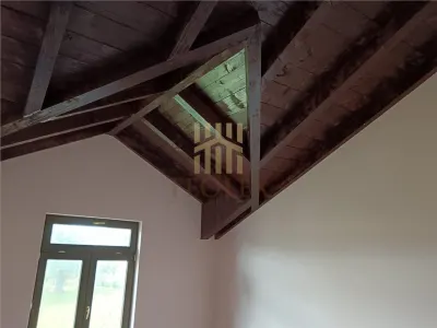 DE VANZARE CASA TIP VILA DEOSEBITA - foto 4