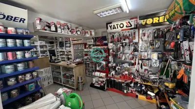 Vand spatiu comercial cu vad foarte bun in Sighisoara situat pe strada Plopilor - foto 6