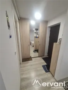 Apartament  de vanzare in Sinaia - Zona Colina Marei - foto 2