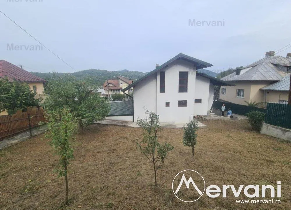 Vila de vanzare in Comarnic - foto 22
