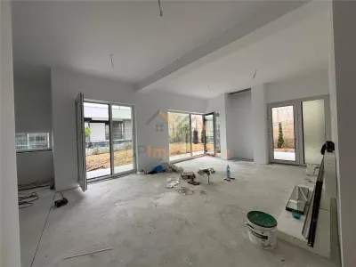 CASA STIL MEDITERANEAN 192 MP | TOATE UTILITATILE| ORADEA - foto 4