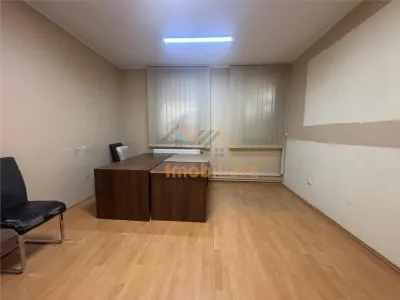 SPATIU BIROURI CENTRAL | 100 MP UTILI | LOCURI DE PARCARE | CENTRAL | ORADEA - foto 7