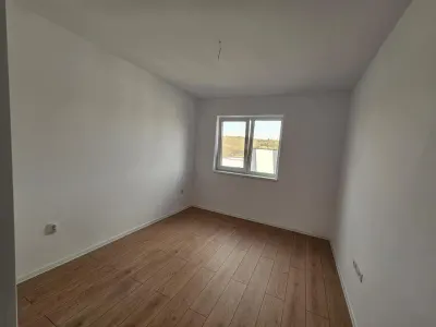 Apartament 2 cam - Mutare imediata - Foto reale! - Iasi