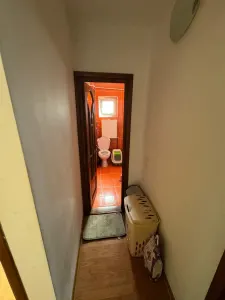 Apartament cu 3 camere - 71 m.p.- Nicolina 2, geam la baie - foto 9