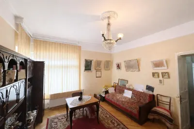 Vilă interbelică, 7 camere, Centru Iaşi - Iasi