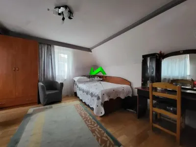 Casa de vanzare cu 6 camere si  piscina interioara Sibiu Turnisor - foto 3