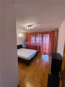 Inchiriere apartament 3 camere bloc tip vila in Andrei Muresanu- zona strazii Alverna - foto 8