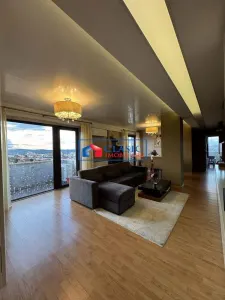 Inchiriere apartament 3 camere modern zona Zorilor- MOL Calea Turzii - Cluj-Napoca