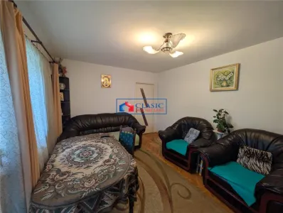 Vanzare apartament 4 camere decomandate in Manastur- zona Petrom - foto 2