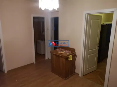 Vanzare apartament 3 camere decomandate renovat in Gheorgheni- zona Titulescu - foto 3