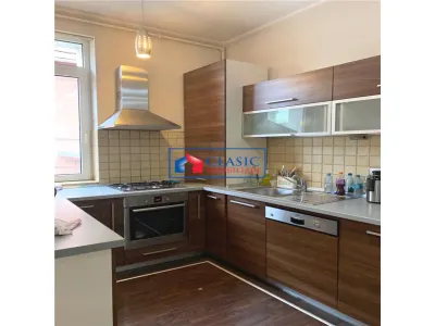 Vanzare apartament 3 camere cu gradina de 200 mp in Grigorescu, zona Piata 14 Iulie, Cluj Napoca - Cluj-Napoca