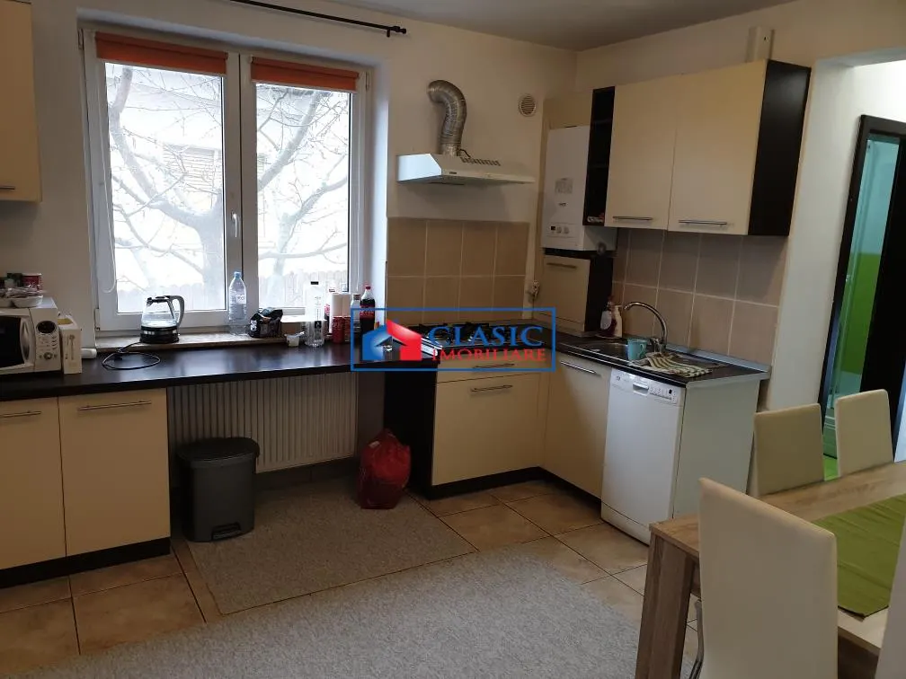 Inchiriere apartament 3 camere in vila in Andrei Muresanu- zona Piata Engels - foto 3