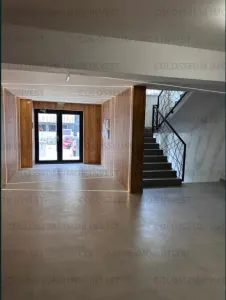 Apartament 2 camere, decomandat - zona Tractorul - foto 5