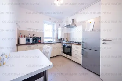 Apartament 2 camere, decomandat - zona Coresi - foto 2