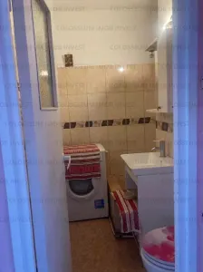 Apartament 2 camere, semidecomandat - zona Vlahuta - foto 6