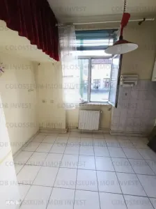 Apartament 3 camere, decomandat - zona Centrul Civic - foto 6