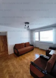 Apartament 3 camere, semidecomandat - zona Astra - Brasov