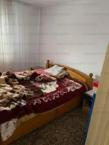 Apartament 3 camere, decomandat - zona Noua - foto 2