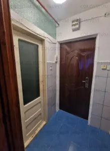 Camera de camin cu baie si bucatarie - zona Tractorul - foto 5